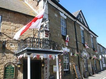 The Ilchester Arms