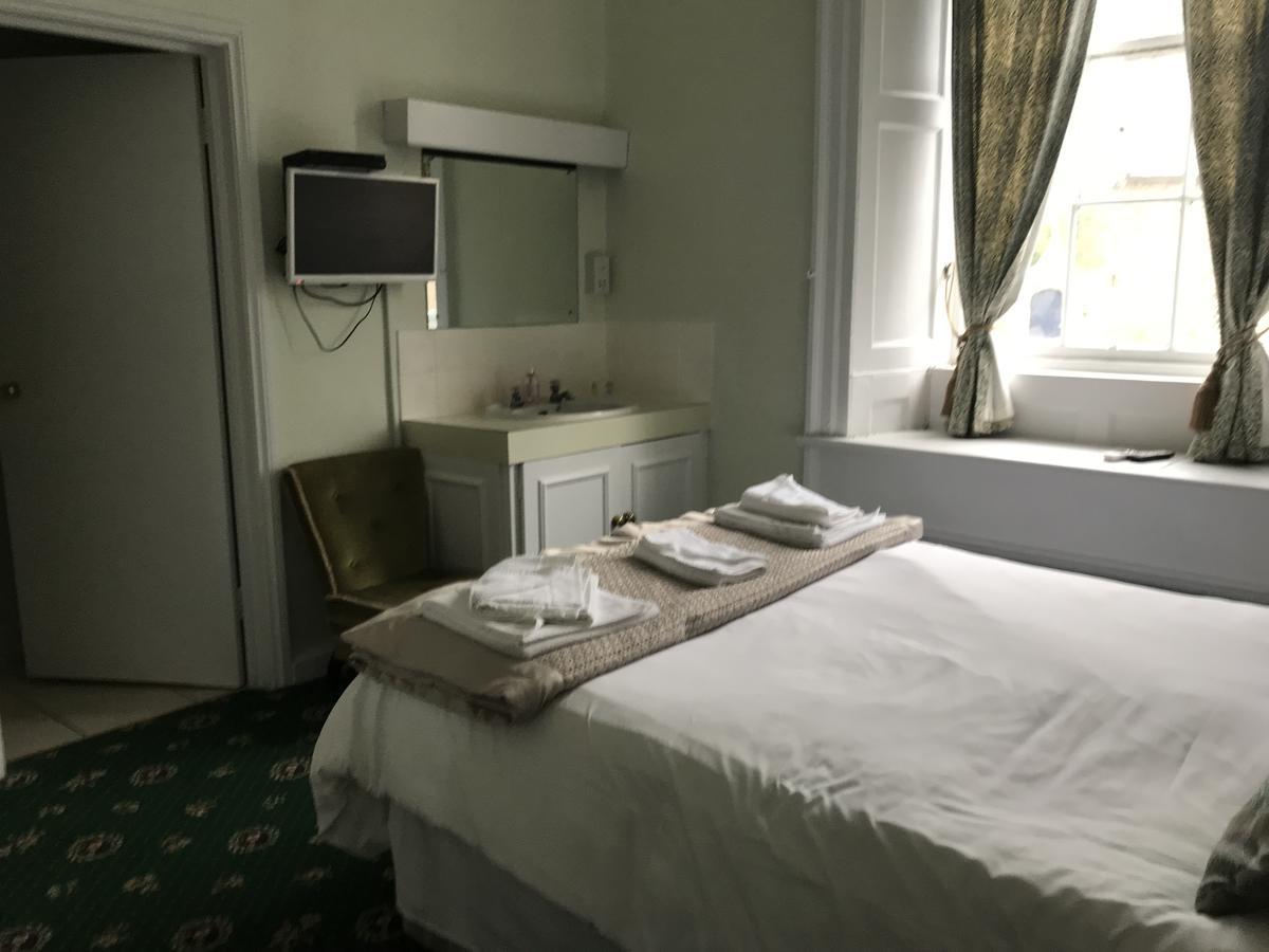 Bed & Breakfast The Ilchester Arms 3*