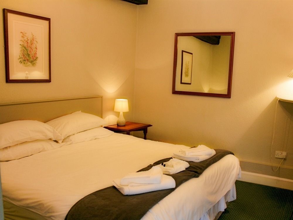 The Ilchester Arms Bed & Breakfast
