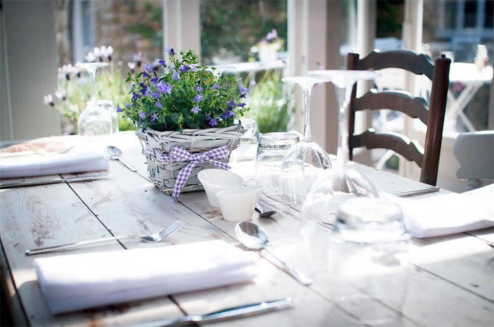 The Ilchester Arms