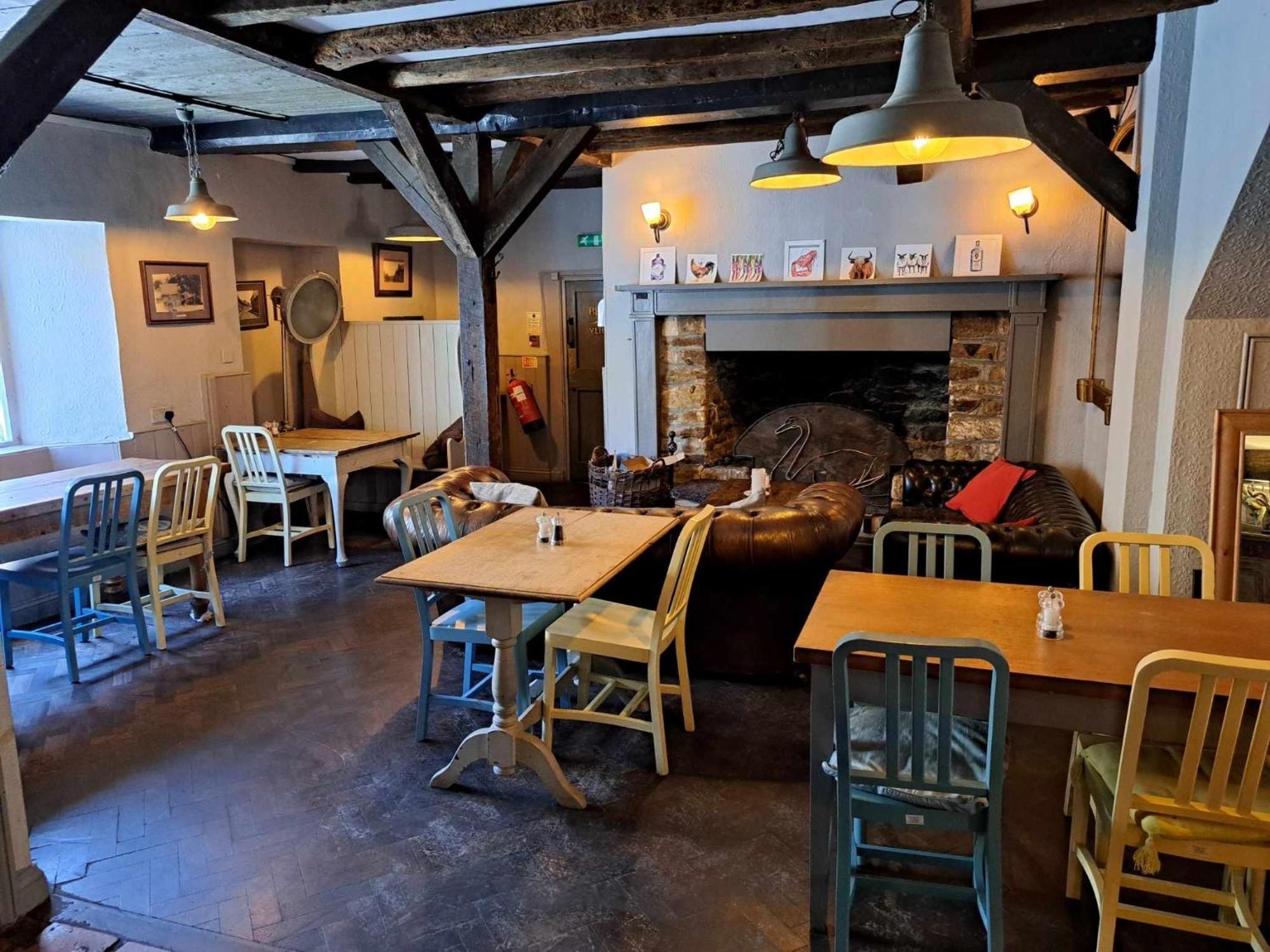 The Ilchester Arms 3*