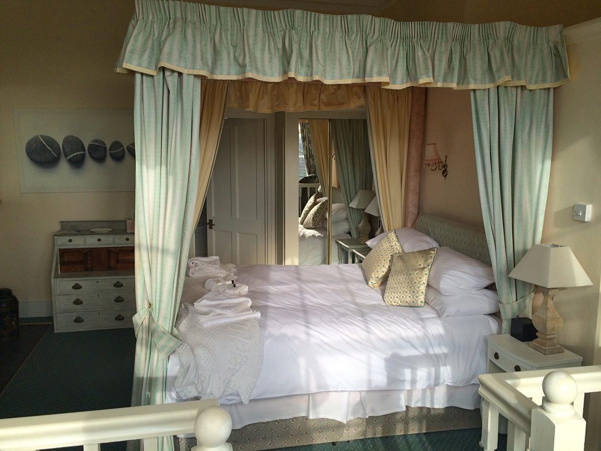 The Ilchester Arms Bed & Breakfast Abbotsbury