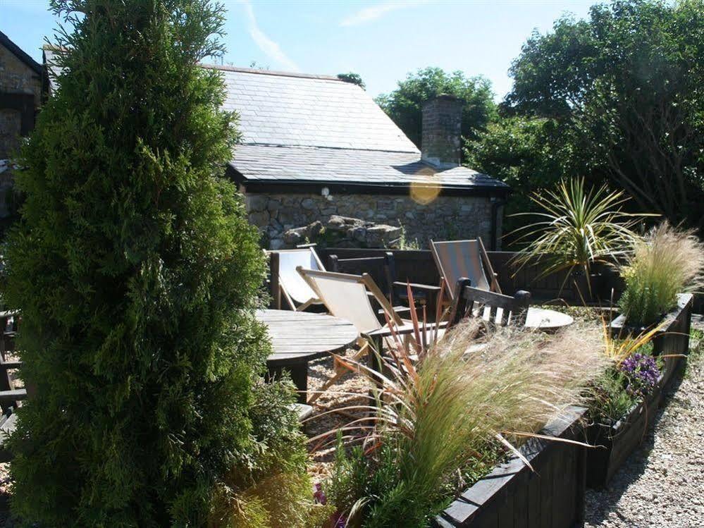 The Ilchester Arms 3*