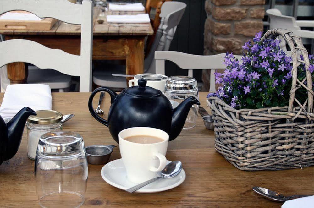 The Ilchester Arms Bed & Breakfast Abbotsbury